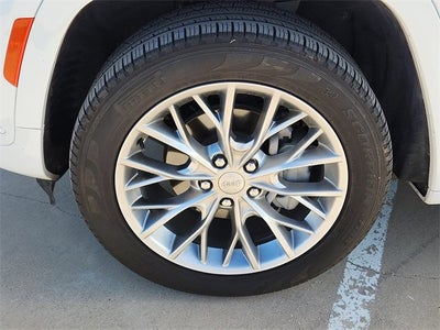 2023 Jeep Grand Cherokee Summit