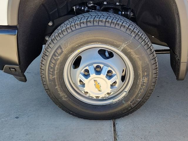 2026 Chevrolet Silverado 3500 HD WT DRW