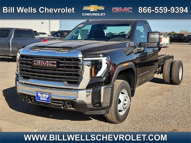 2026 GMC Sierra 3500 HD Chassis Cab Pro