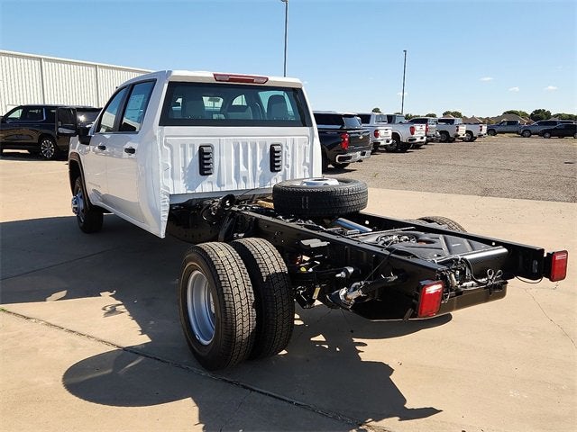 2026 GMC Sierra 3500 HD Chassis Cab Pro