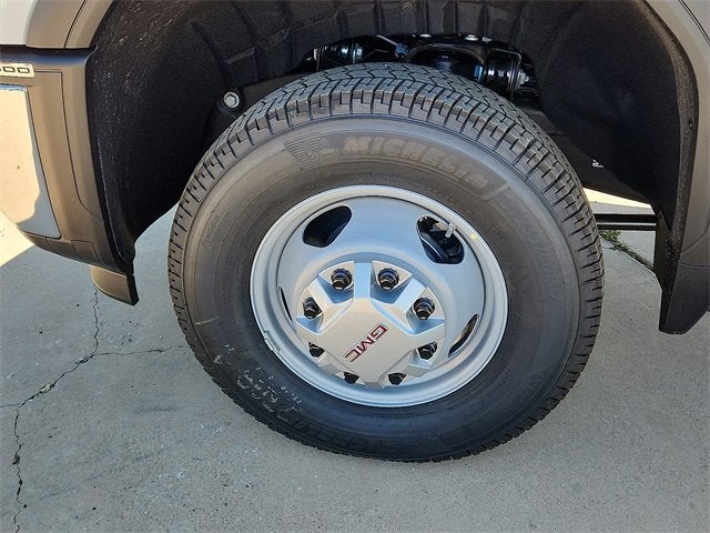 2026 GMC Sierra 3500 HD Chassis Cab Pro