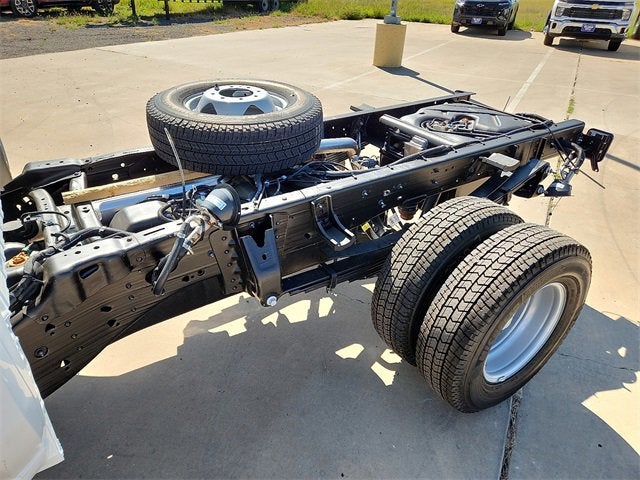 2026 GMC Sierra 3500 HD Chassis Cab Pro