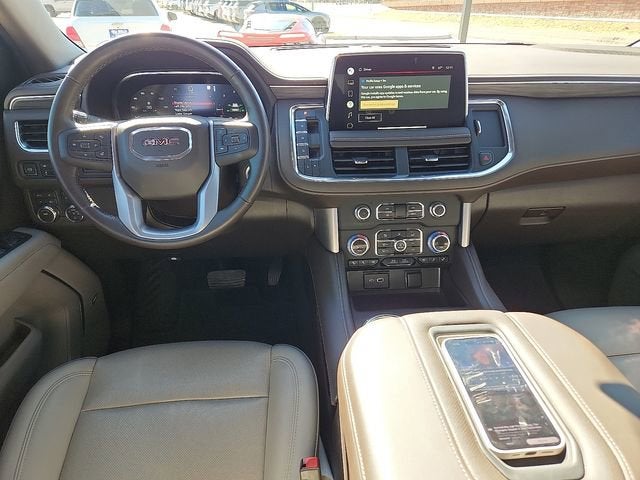 2022 GMC Yukon XL SLT