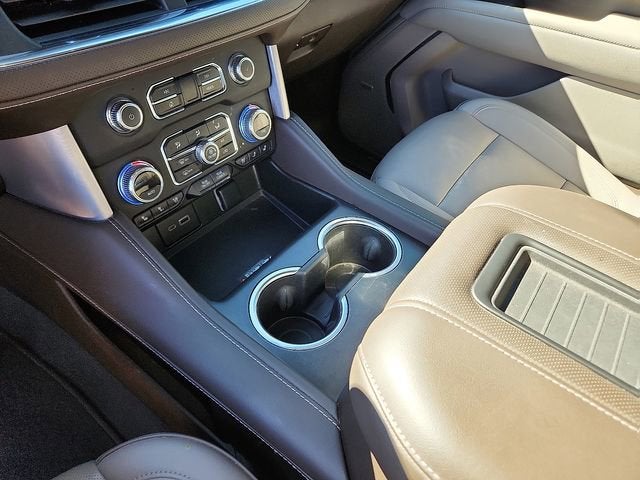 2022 GMC Yukon XL SLT