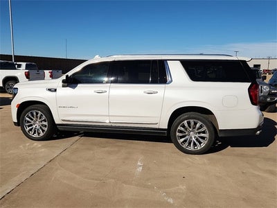 2022 GMC Yukon XL Denali