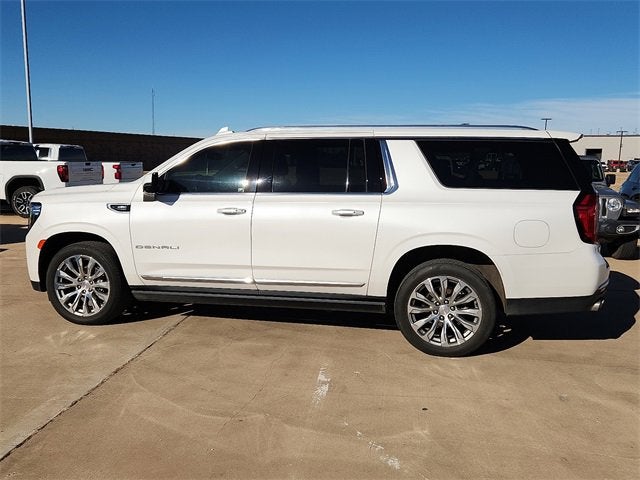 2022 GMC Yukon XL Denali
