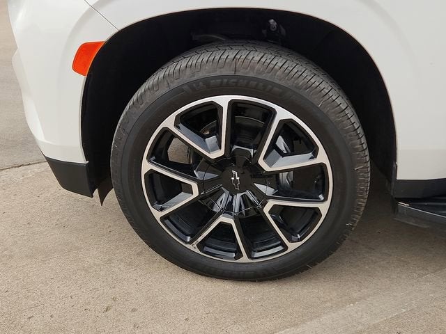 2022 Chevrolet Suburban RST