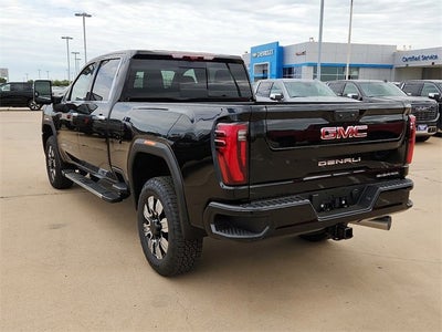 2025 GMC Sierra 2500 HD Denali