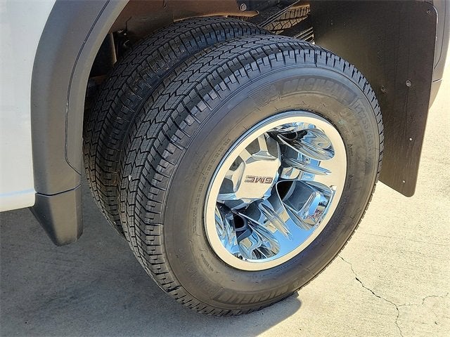 2025 GMC Sierra 3500 HD Pro DRW