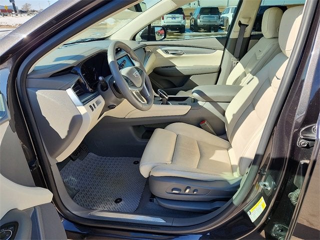 2017 Cadillac XT5 Luxury FWD