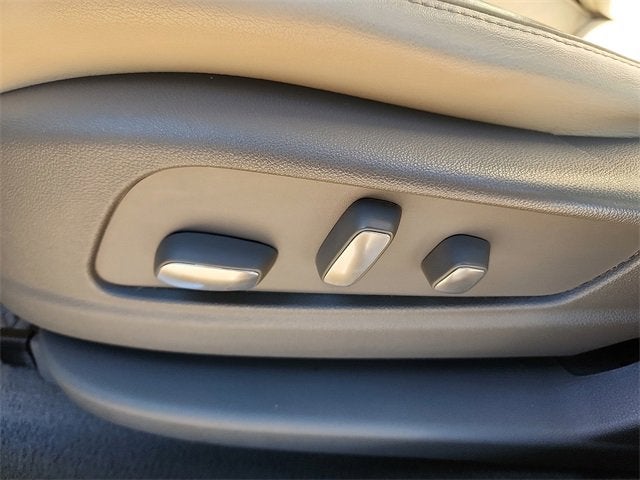 2017 Cadillac XT5 Luxury FWD