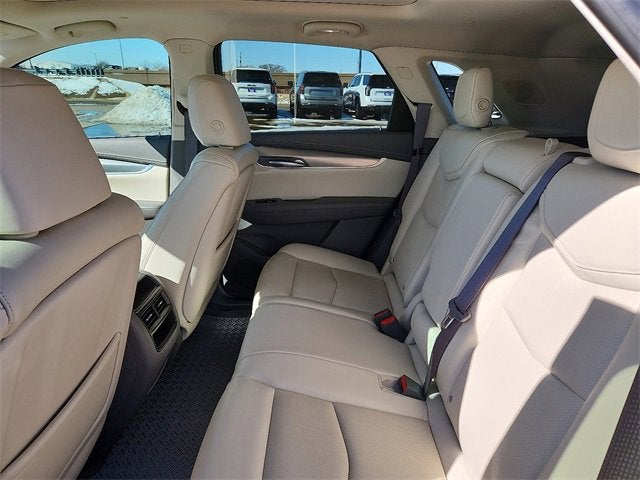 2017 Cadillac XT5 Luxury FWD