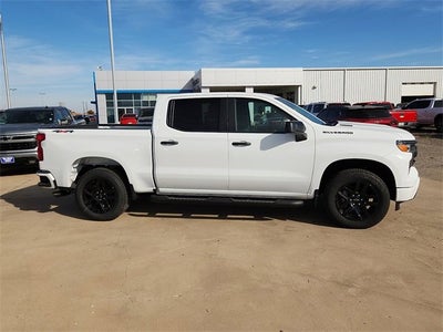 2025 Chevrolet Silverado 1500 Custom