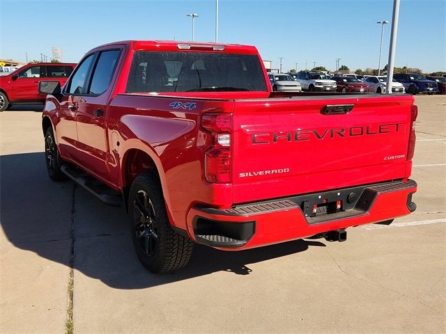 2025 Chevrolet Silverado 1500 Custom