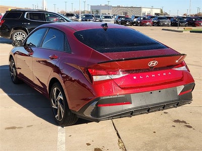 2025 Hyundai Elantra SEL Sport