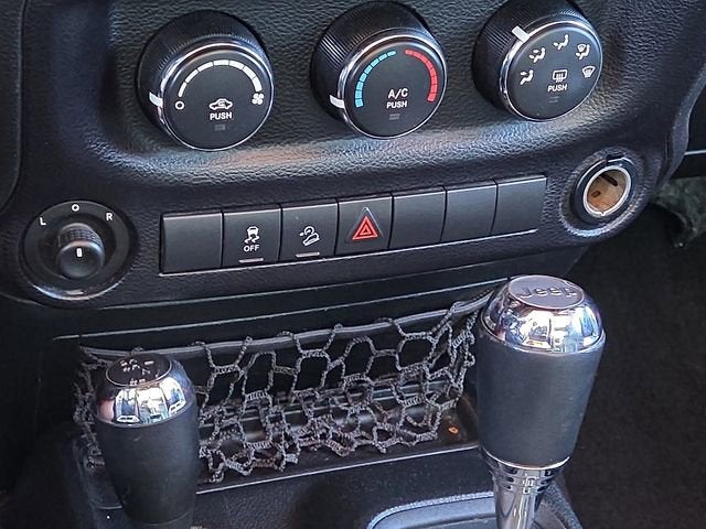2016 Jeep Wrangler Unlimited Willys Wheeler