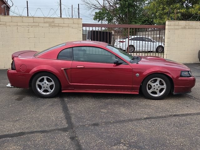 2004 Ford Mustang Standard
