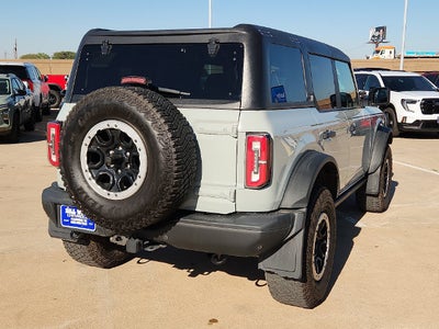 2022 Ford Bronco Base