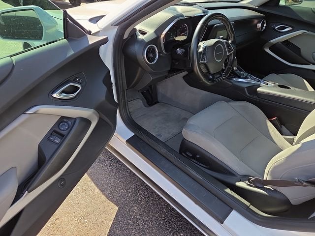 2017 Chevrolet Camaro 1LT