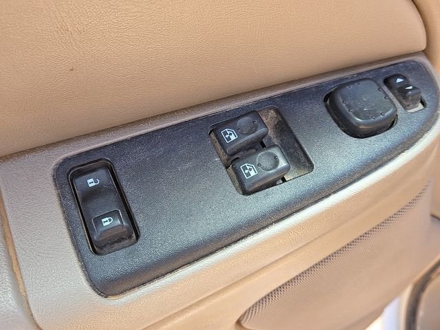 2004 Chevrolet Silverado 2500 HD LS