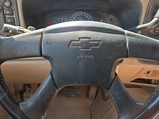 2004 Chevrolet Silverado 2500 HD LS