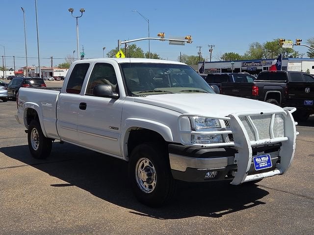 2004 Chevrolet Silverado 2500 HD LS