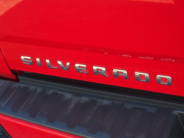2018 Chevrolet Silverado 1500 Custom