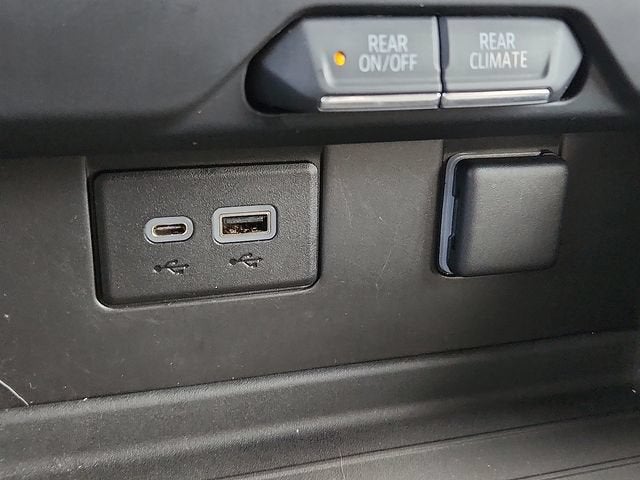 2021 GMC Yukon SLE