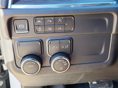 2027 Chevrolet Suburban LS