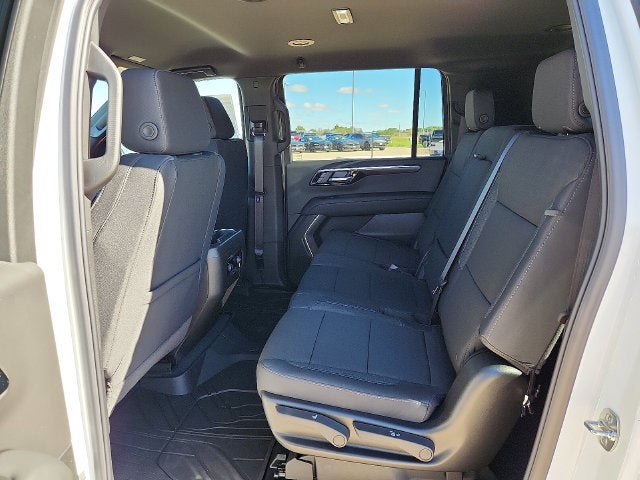 2027 Chevrolet Suburban LS