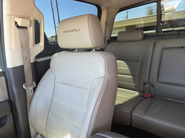 2015 GMC Sierra 2500 HD Denali