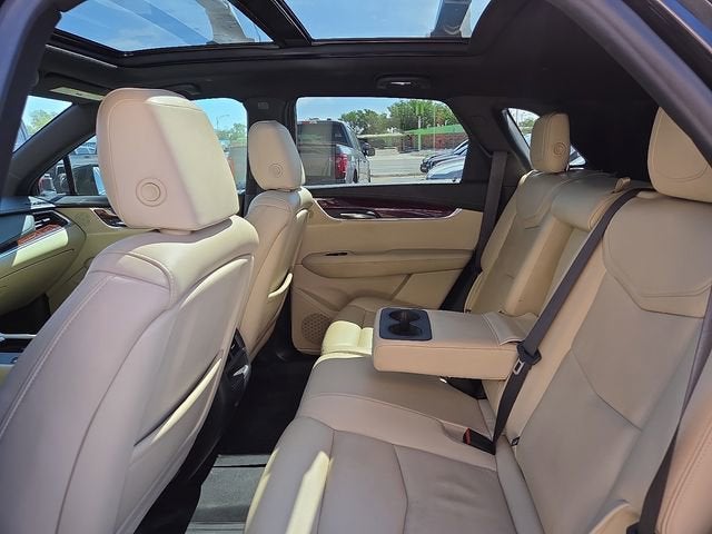 2019 Cadillac XT5 Luxury FWD