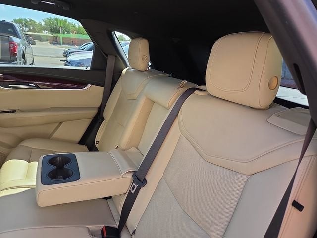 2019 Cadillac XT5 Luxury FWD