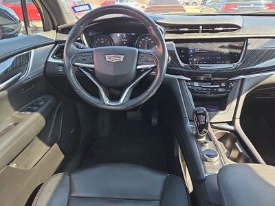 2023 Cadillac XT6 Premium Luxury