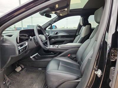 2024 Cadillac LYRIQ Tech
