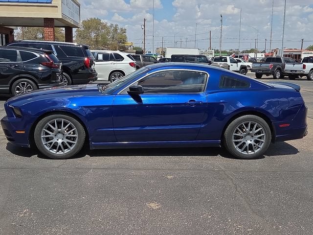 2014 Ford Mustang V6