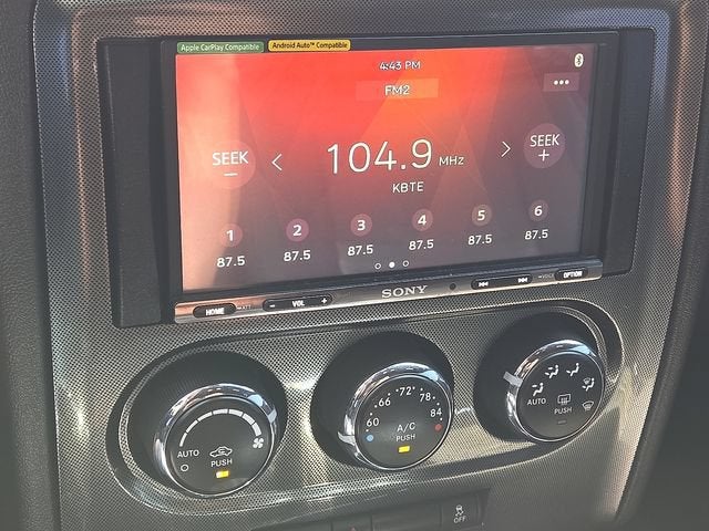 2014 Dodge Challenger SXT