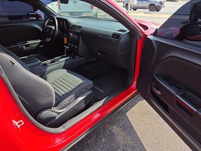 2014 Dodge Challenger SXT