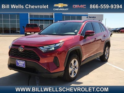 2022 Toyota RAV4 XLE
