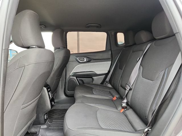 2023 Jeep Compass Sport