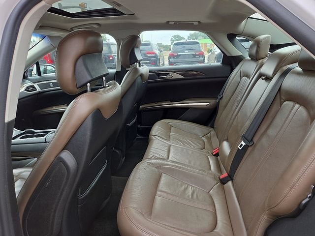 2016 Lincoln MKZ Base