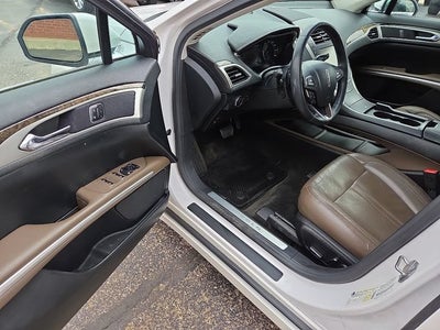 2016 Lincoln MKZ Base
