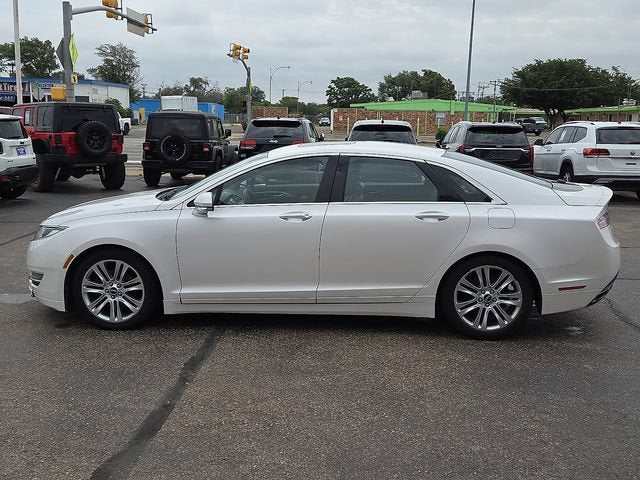 2016 Lincoln MKZ Base