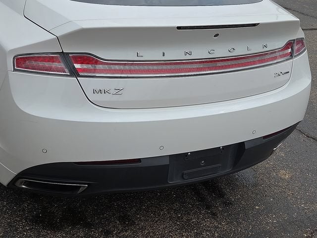 2016 Lincoln MKZ Base
