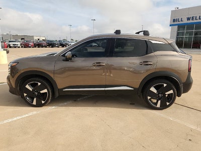 2025 Nissan Kicks SR