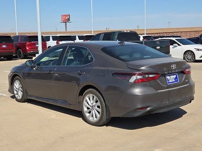 2022 Toyota Camry LE