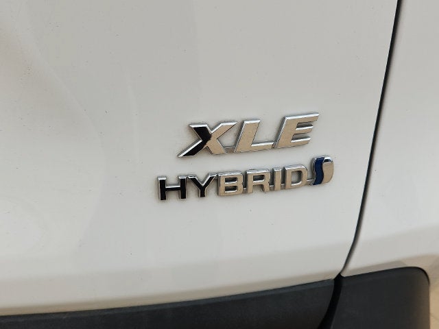 2023 Toyota RAV4 Hybrid XLE