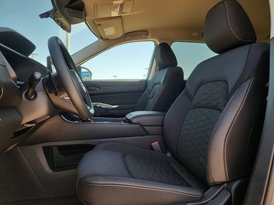 2025 Nissan Pathfinder S