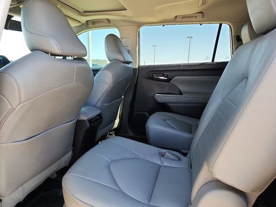 2022 Toyota Highlander XLE