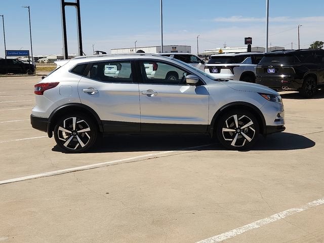 2022 Nissan Rogue Sport SL